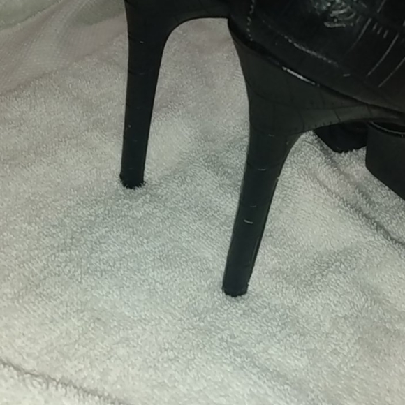 Ankle strap textured skinny heel Madden Girl - Picture 3 of 4